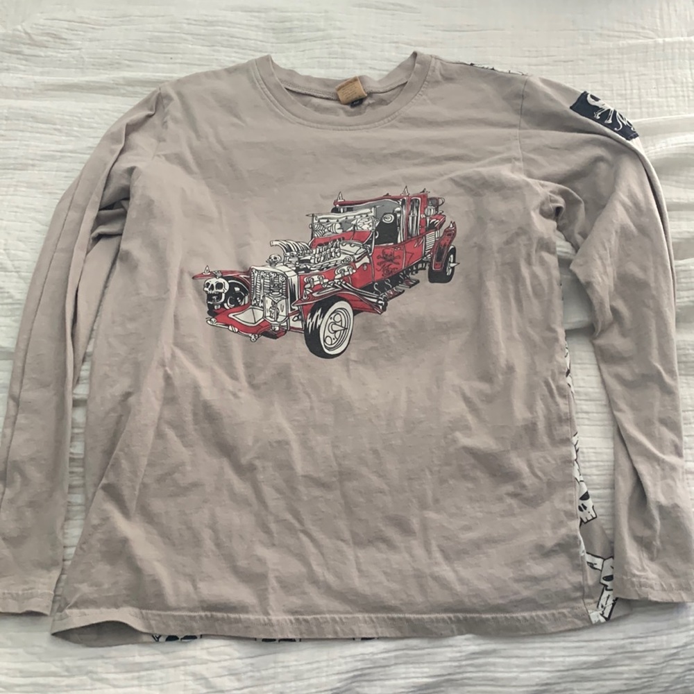 Monster Republic long sleeve